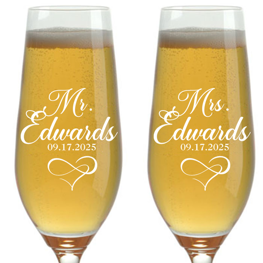 CHAMPAGNE FLUTES - MR & MRS 2