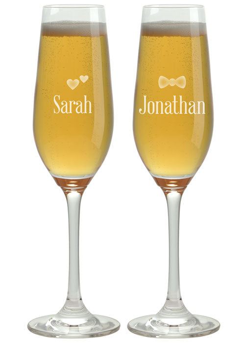 CHAMPAGNE FLUTES - GROOM & BRIDE